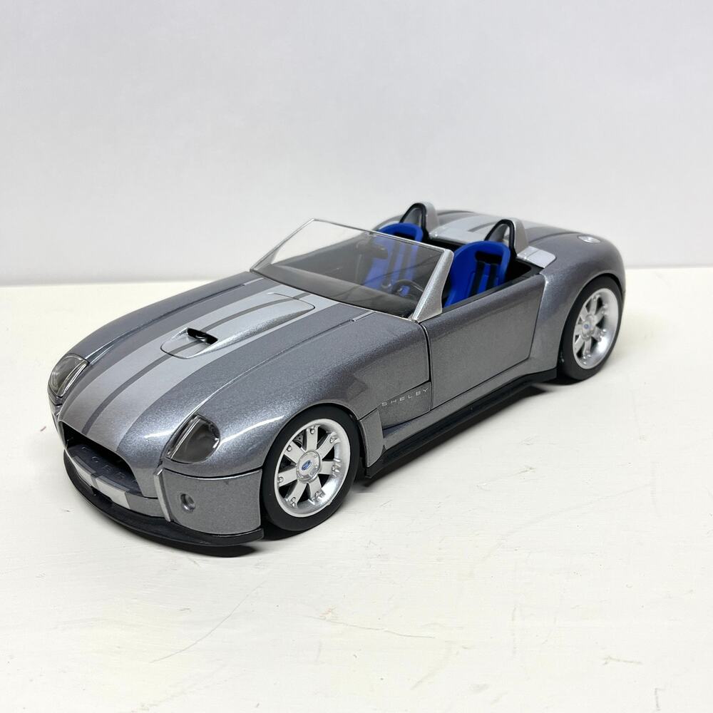 Mattel Hot Wheels Ford Shelby Cobra Concept Car Diecast Model 1:18